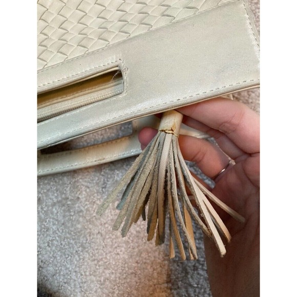 Pantera White Leather Clutch - Picture 3 of 5